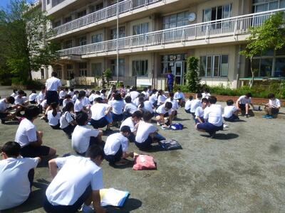 集合し振り返り